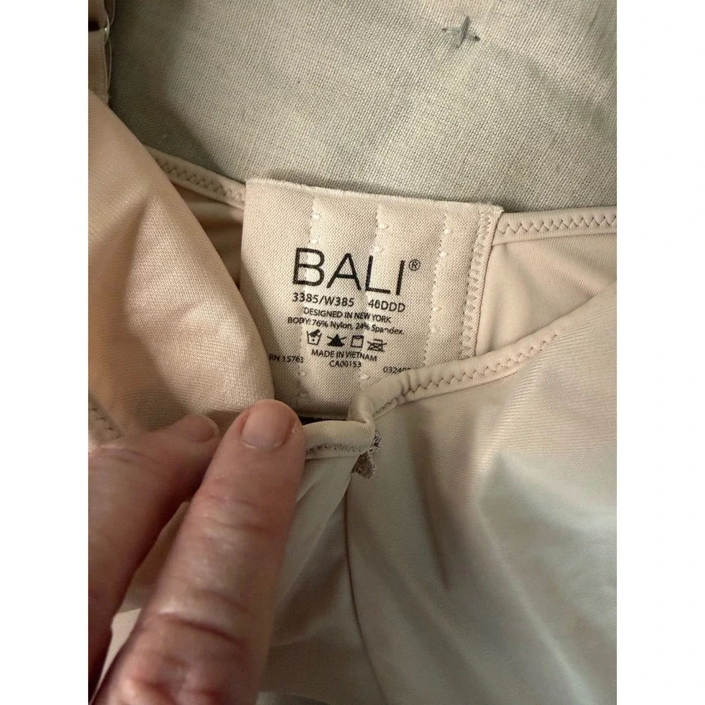 NWT Bali‎ Passion For Comfort DF3385 Full Coverage Underwire Minimizer Bra 40DDD